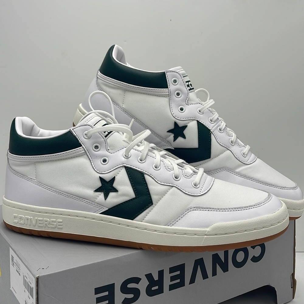 Converse Men’s Sneakers 166247C
FASTBREAK PRO MID WHITE/DEEP EMERALD/GUM - Picture 7 of 16